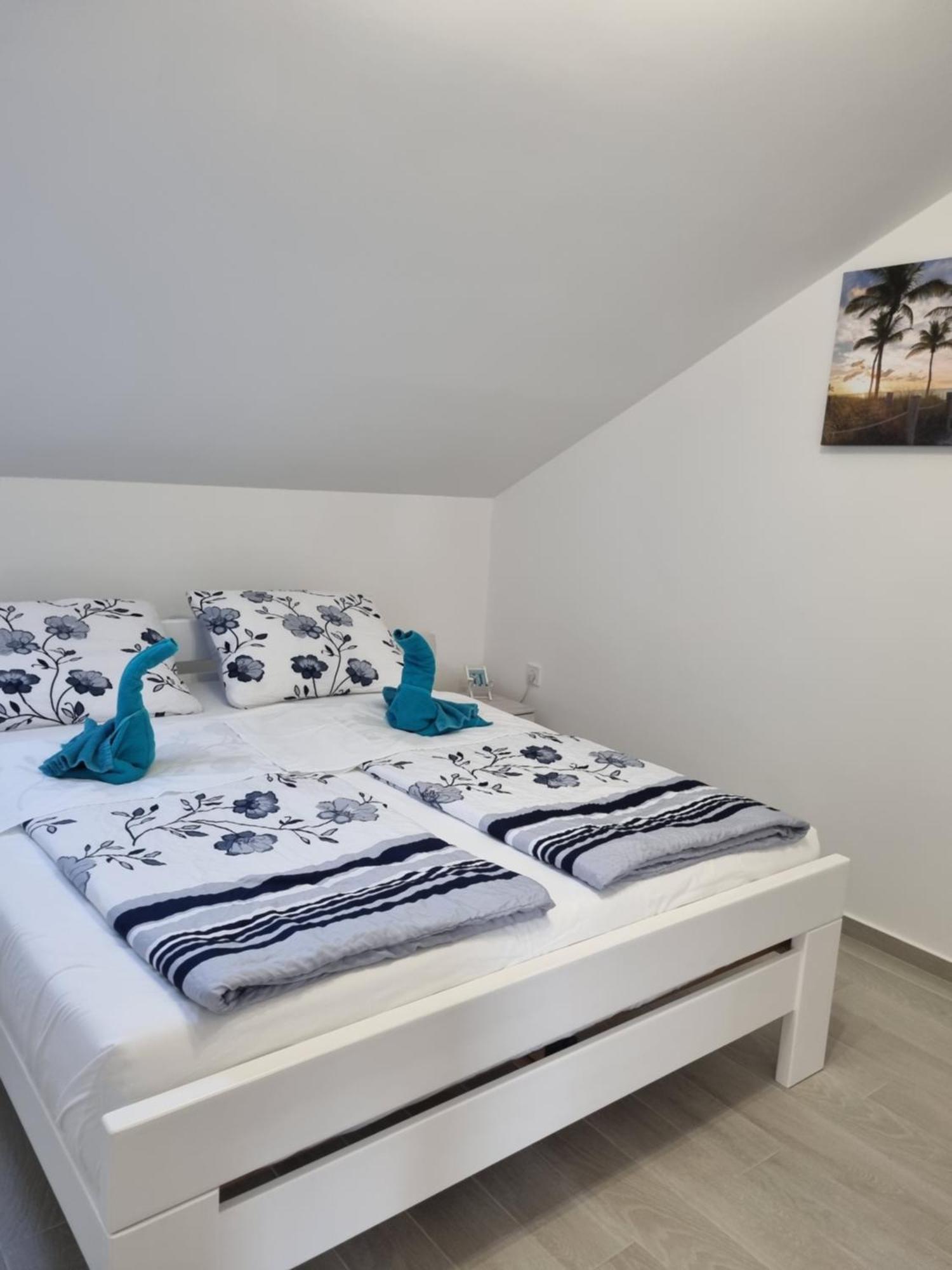 Apartments Luna Задар Екстер'єр фото